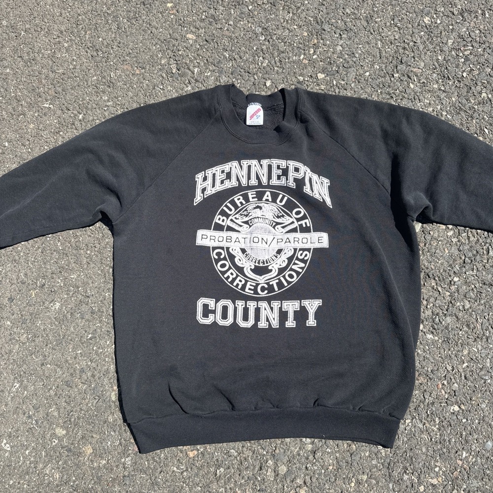 VINTAGE VTG Hennepin Bureau Of Probation Correction Country Jail Crewneck USA XL